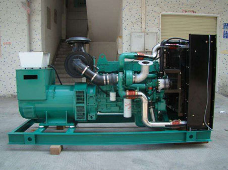 宁南1100kw康明斯柴油发电机组图片 宁南1100kw康明斯柴油发电机组图片